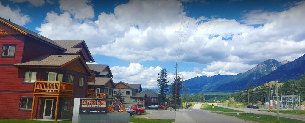Mountain View Radium - Copper Horn Village Radium Hot Springs